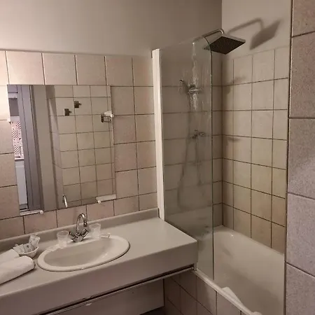 Hotel Garabit 3*