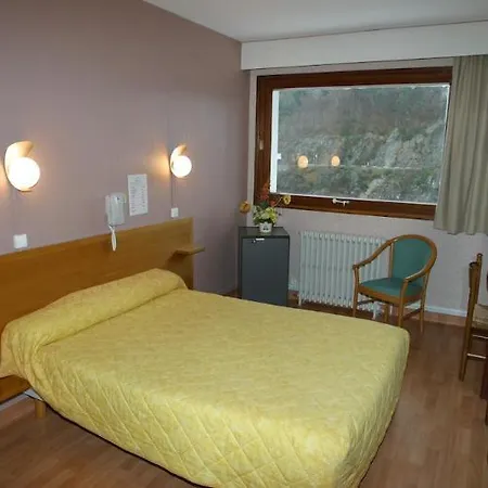 Garabit Hotel